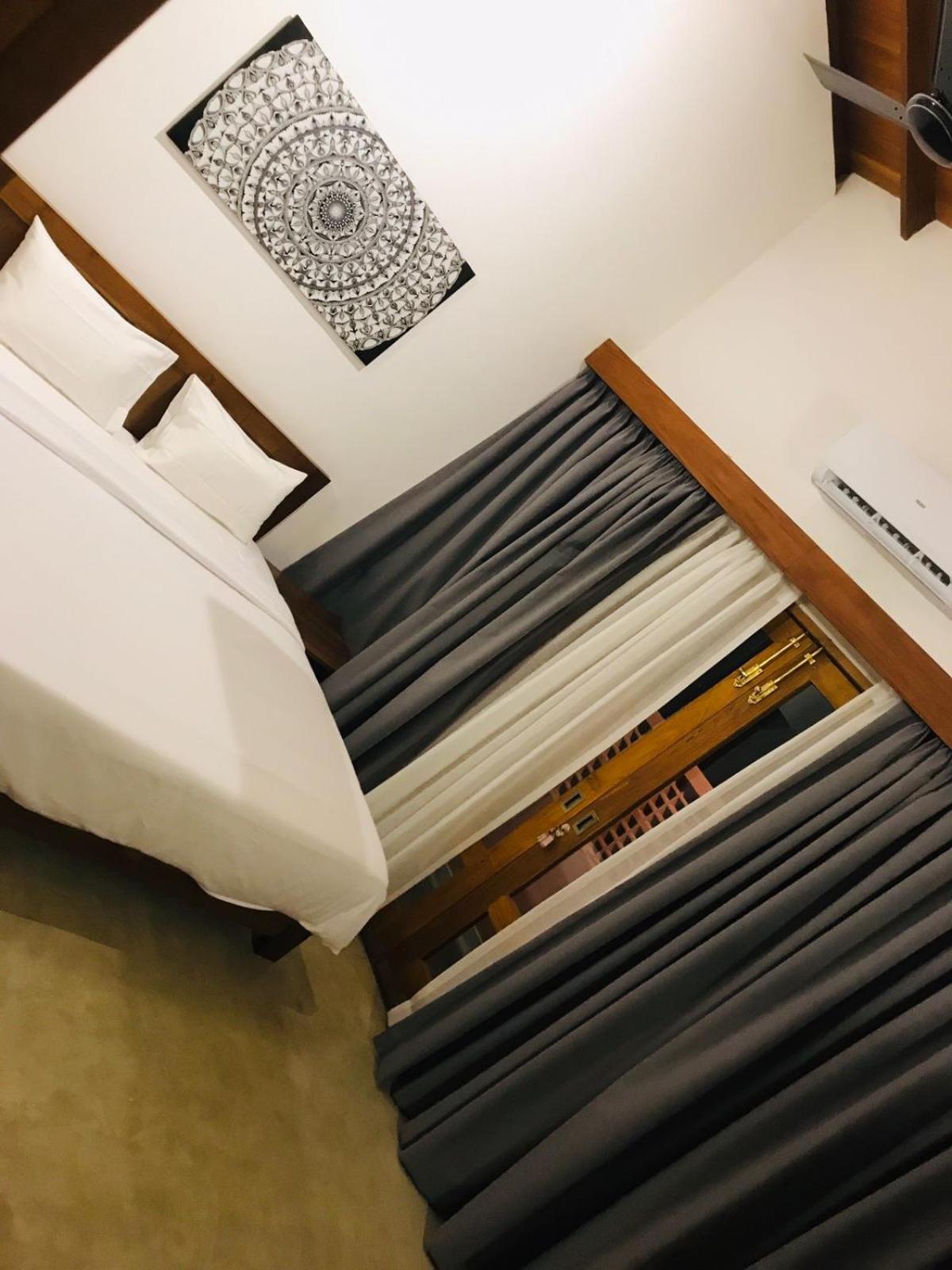 Bed and Breakfast Tea Library Хиккадува Экстерьер фото